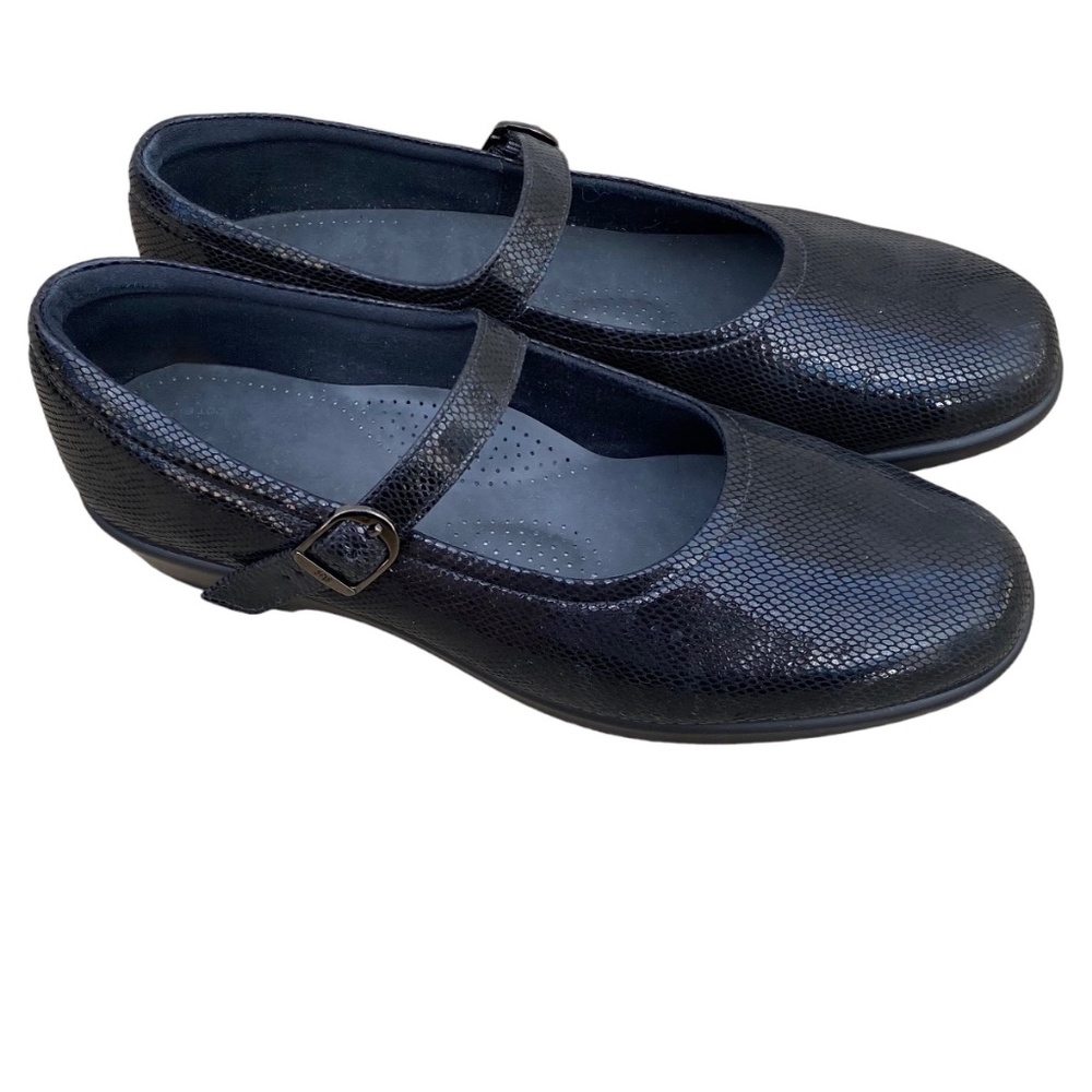 SAS Mary Jane Shoes Loafers Womens 9.5 M Black Snake Embossed Comfort